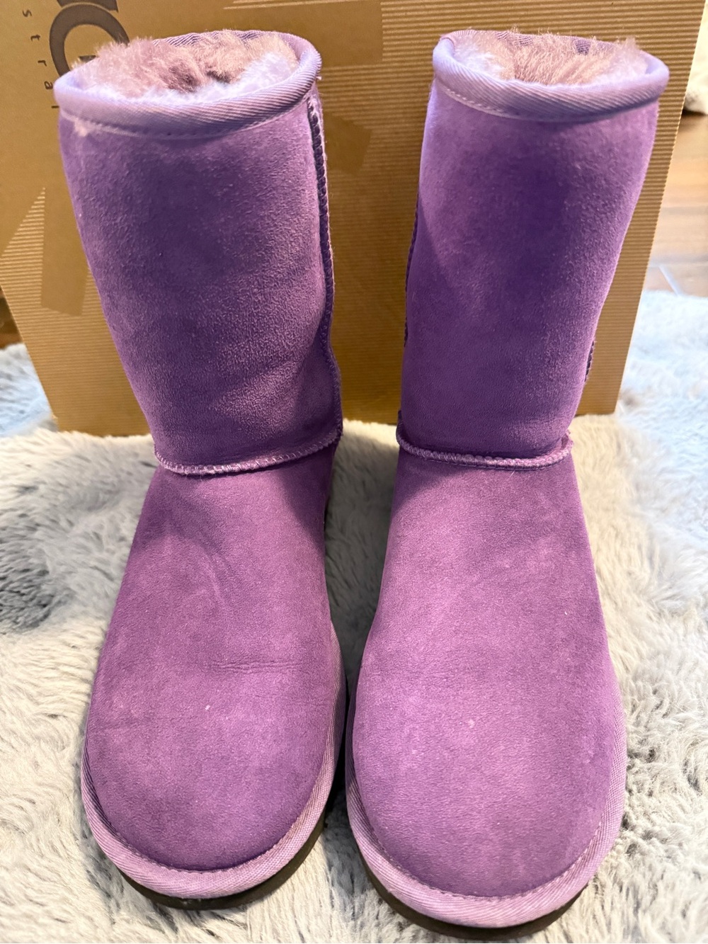 UGG Classic Short Boots in Purple Suede